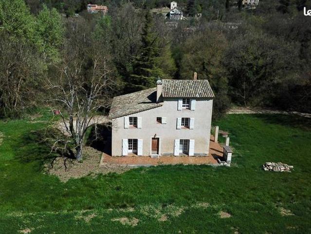 Maison 7 pièces 158 m²