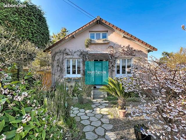 Maison 7 pièces 158 m²
