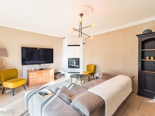 Maison 7 pièces 158 m²