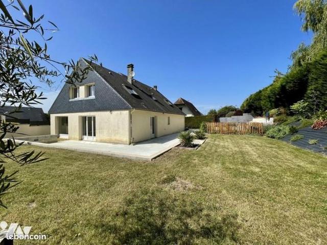 Maison 7 pièces 158 m²