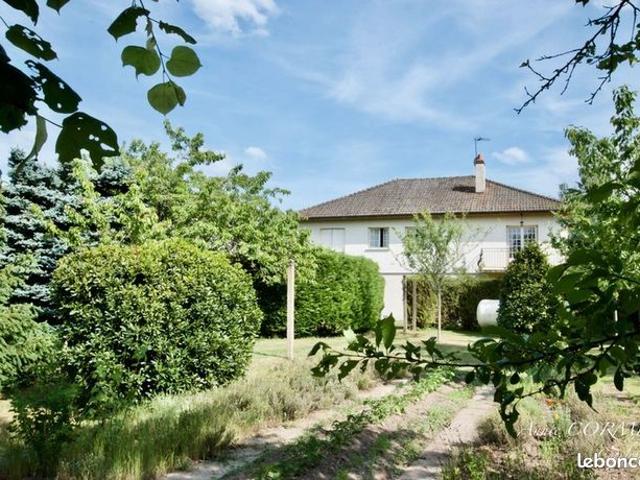 Maison 7 pièces 158 m²