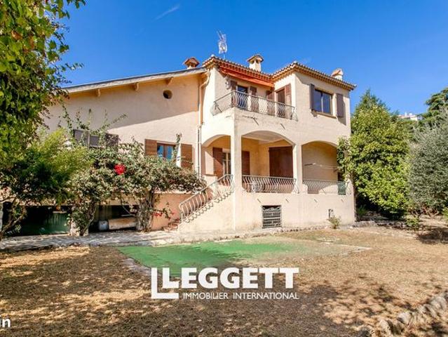 Maison 7 pièces 158 m²
