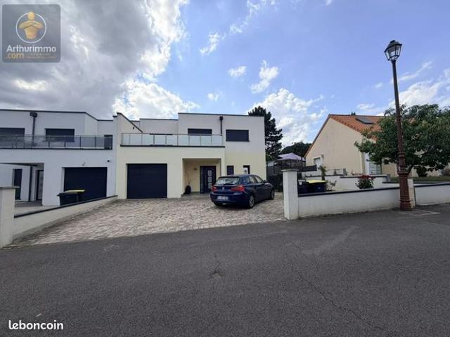 Maison 7 pièces 158 m²