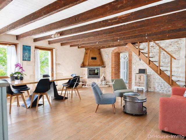 Maison 7 pièces 158 m²