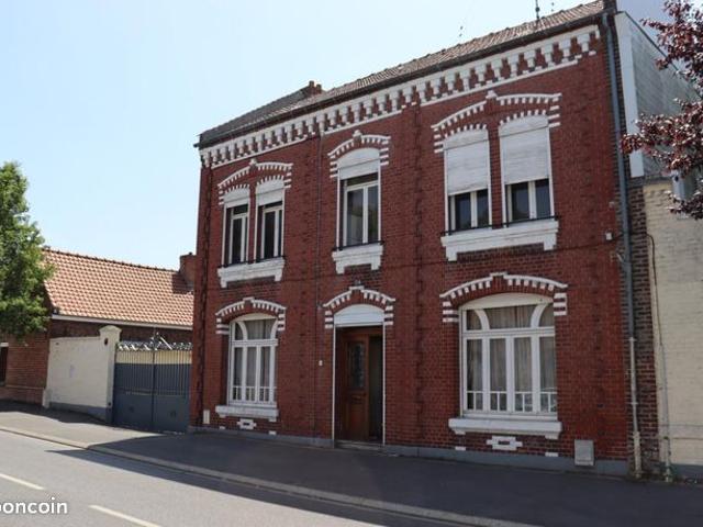 Maison 7 pièces 158 m²
