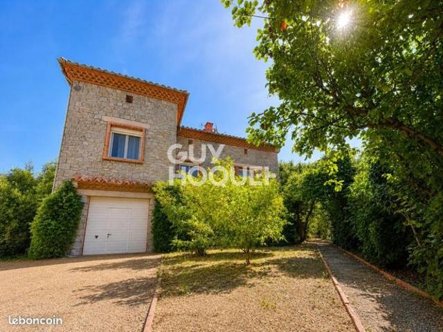 Maison 7 pièces 158 m²