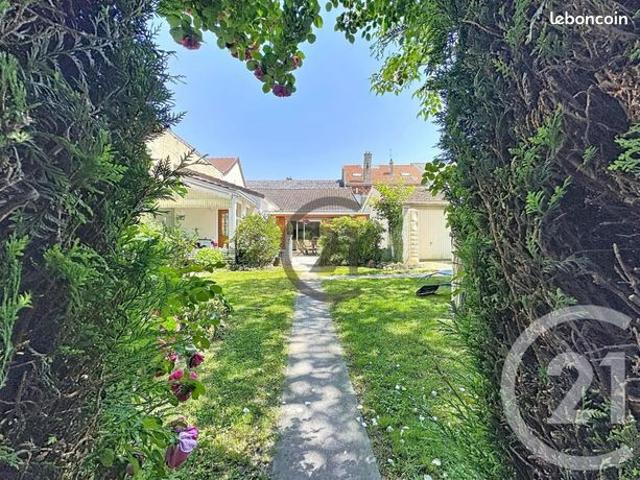 Maison 7 pièces 158 m²