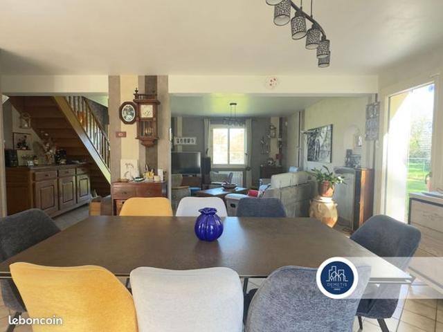 Maison 7 pièces 158 m²
