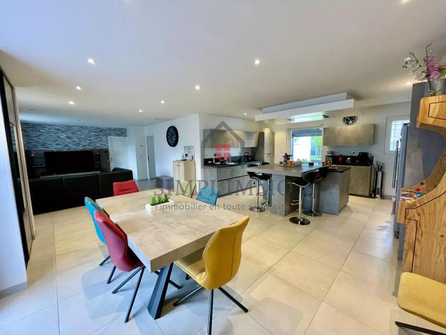 Maison 7 pièces 158 m²