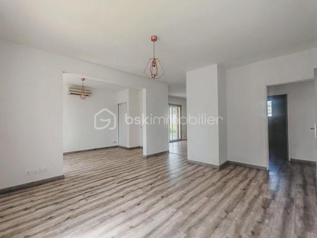 Maison 7 pièces 158 m²