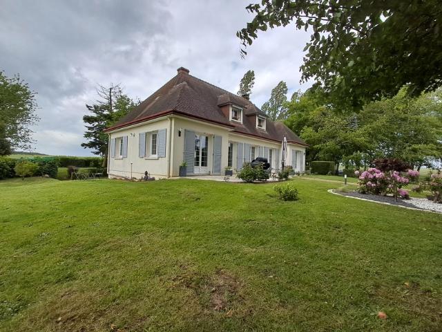 Maison 7 pièces 158 m²