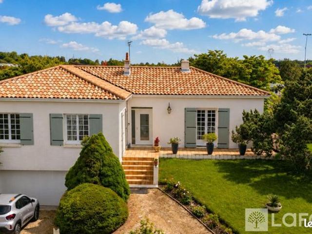 Maison 7 pièces 158 m²