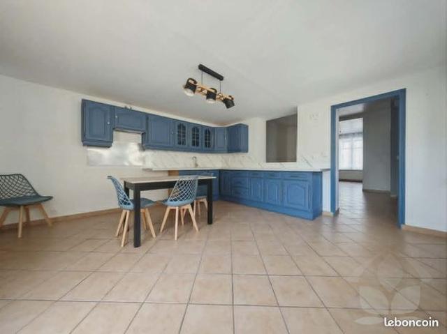 Maison 7 pièces 158 m²
