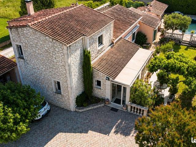 Maison 7 pièces 158 m²