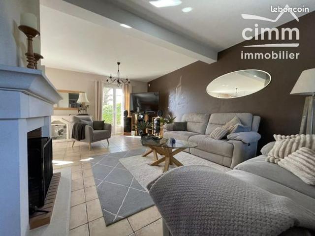 Maison 7 pièces 158 m²