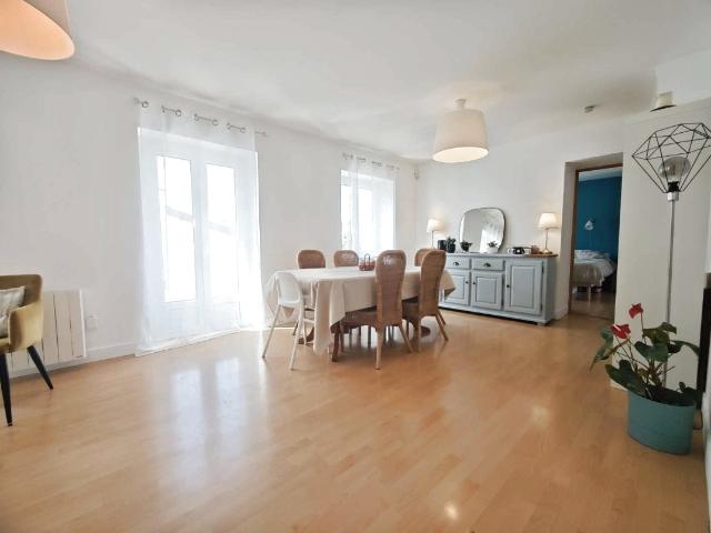 Maison 7 pièces 159 m²