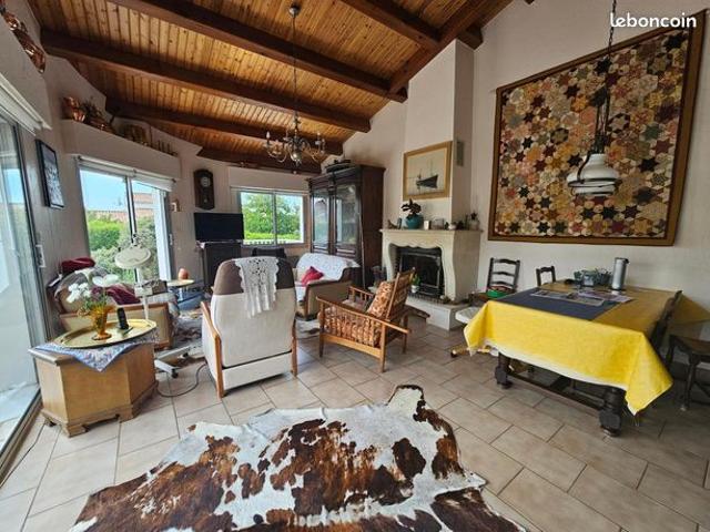 Maison 7 pièces 159 m²