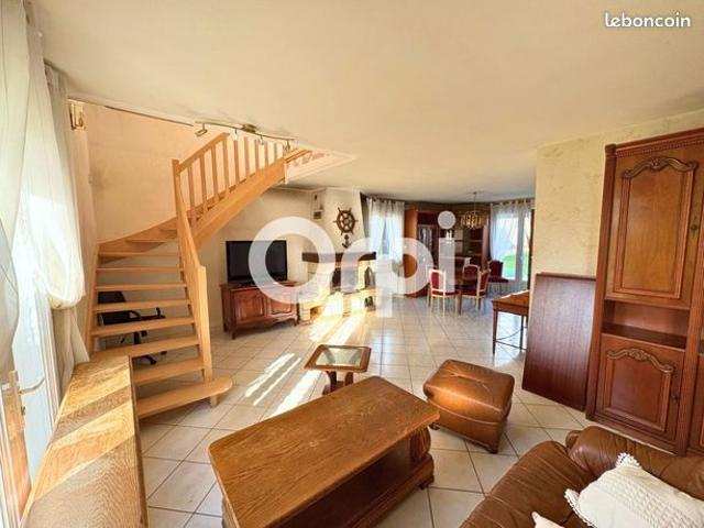 Maison 7 pièces 159 m²