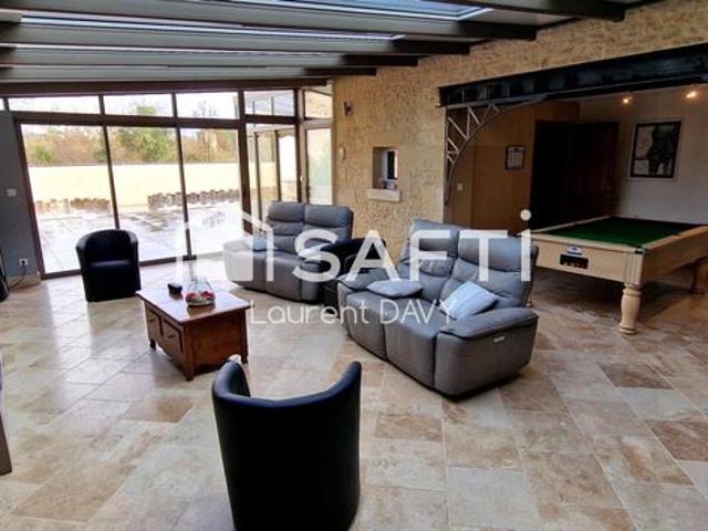 Maison 7 pièces 159 m²