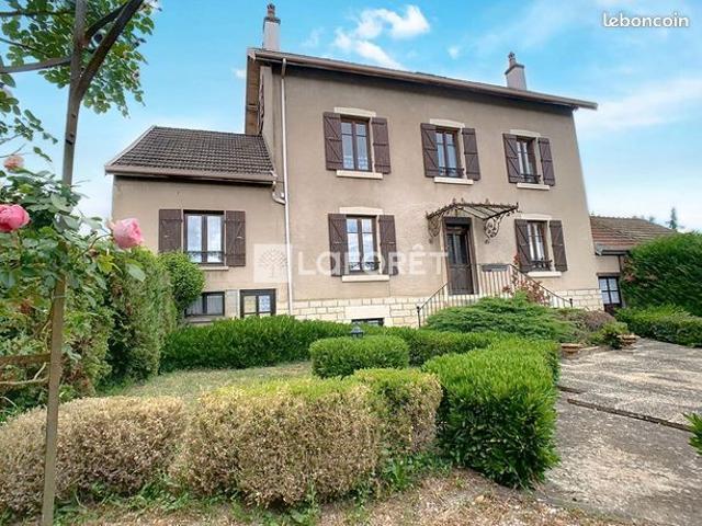 Maison 7 pièces 159 m²