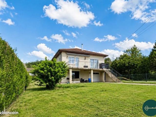 Maison 7 pièces 159 m²