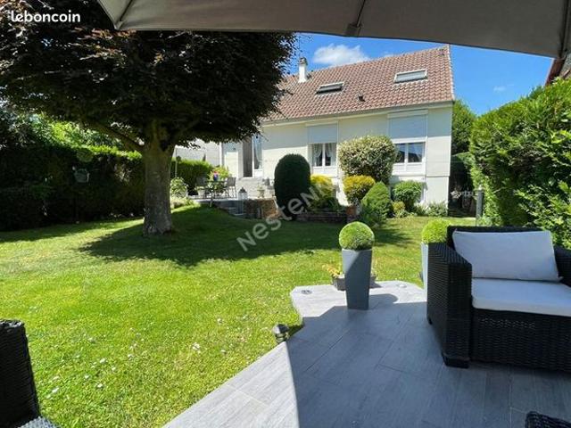 Maison 7 pièces 159 m²