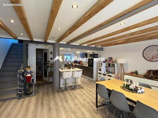 Maison 7 pièces 159 m²