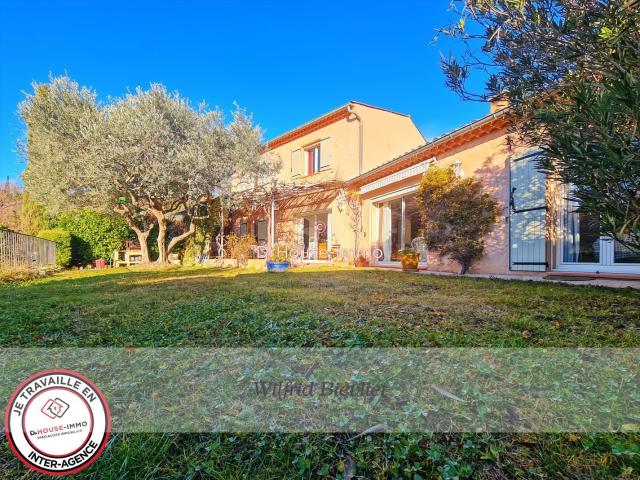Maison 7 pièces 159 m²