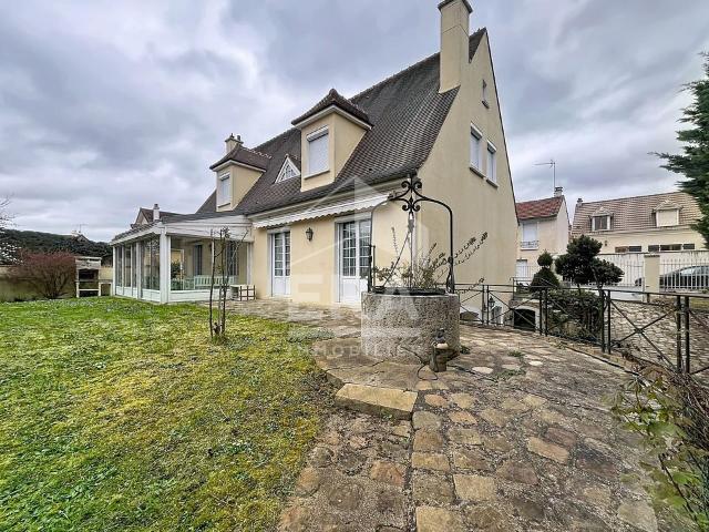 Maison 7 pièces 159 m²
