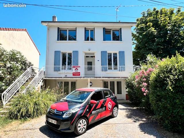 Maison 7 pièces 159 m²