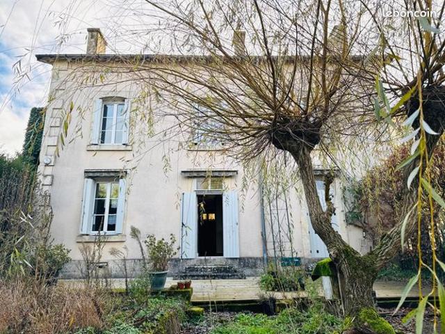Maison 7 pièces 159 m²