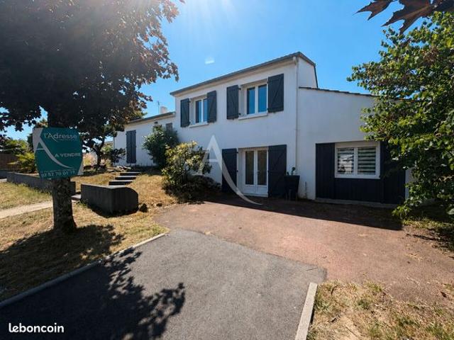Maison 7 pièces 159 m²
