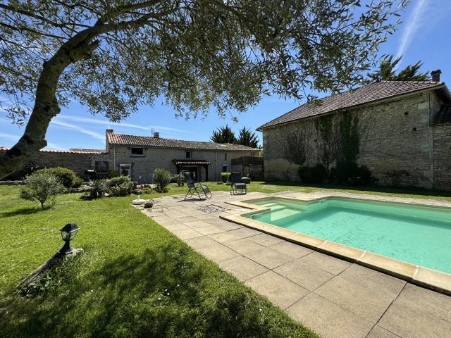 Maison 7 pièces 159 m²