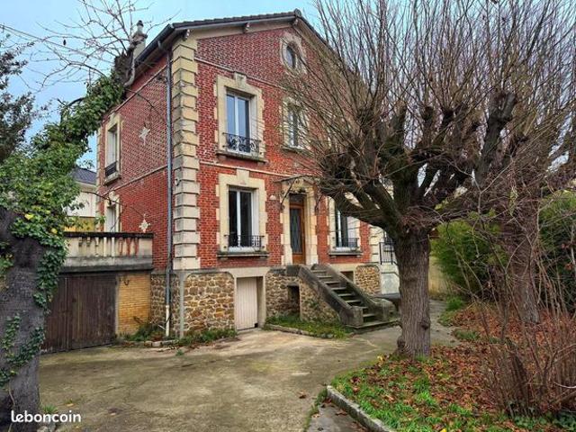 Maison 7 pièces 159 m²