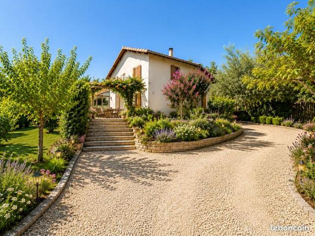 Maison 7 pièces 159 m²