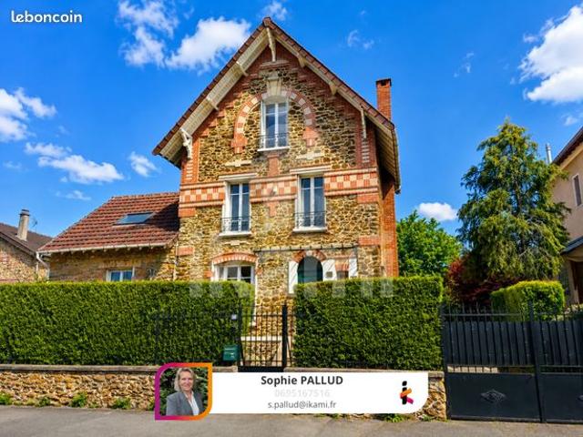 Maison 7 pièces 150 m²