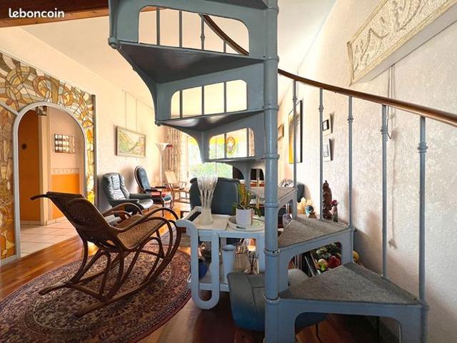 Maison 7 pièces 150 m²
