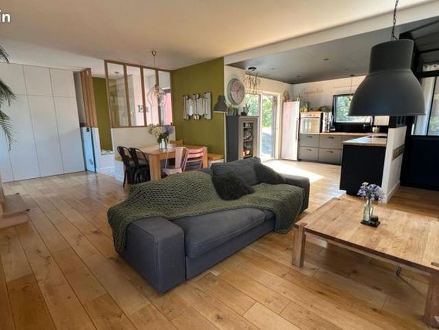 Maison 7 pièces 150 m²