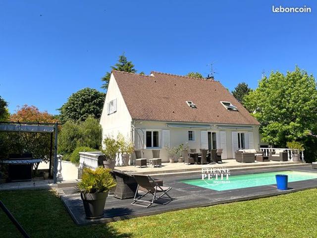 Maison 7 pièces 150 m²