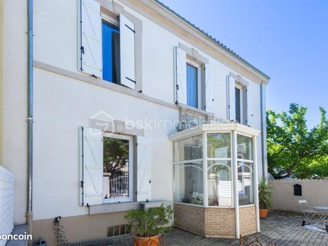 Maison 7 pièces 150 m²