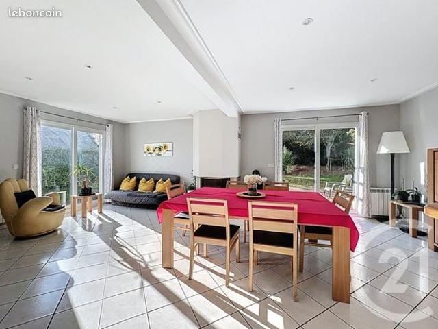 Maison 7 pièces 150 m²