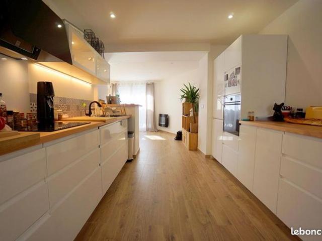 Maison 7 pièces 150 m²