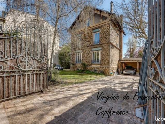 Maison 7 pièces 150 m²