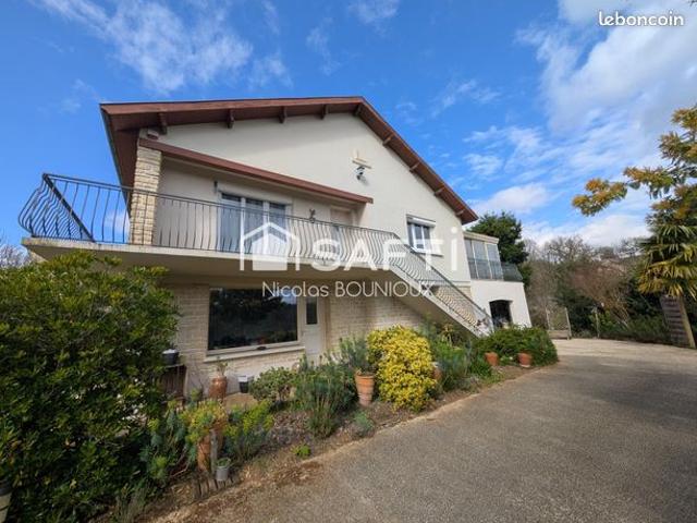 Maison 7 pièces 150 m²