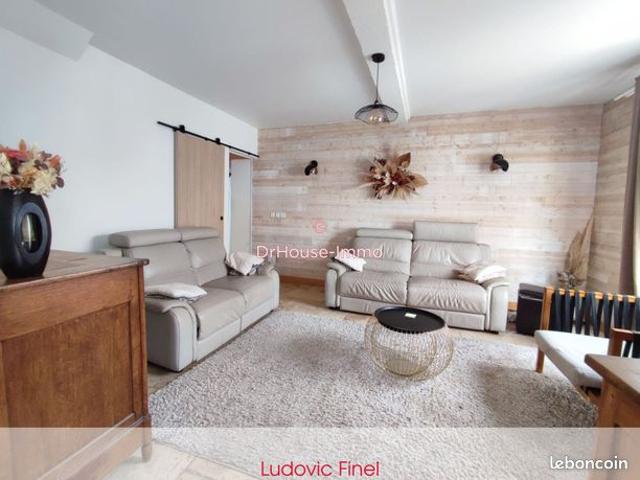 Maison 7 pièces 150 m²