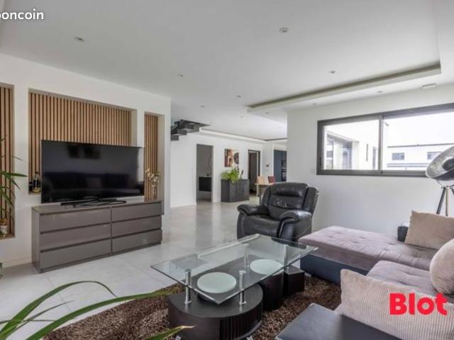 Maison 7 pièces 150 m²