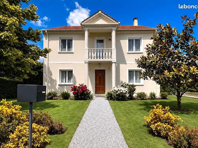 Maison 7 pièces 150 m²
