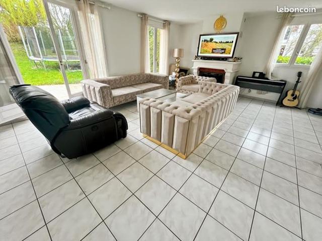Maison 7 pièces 150 m²