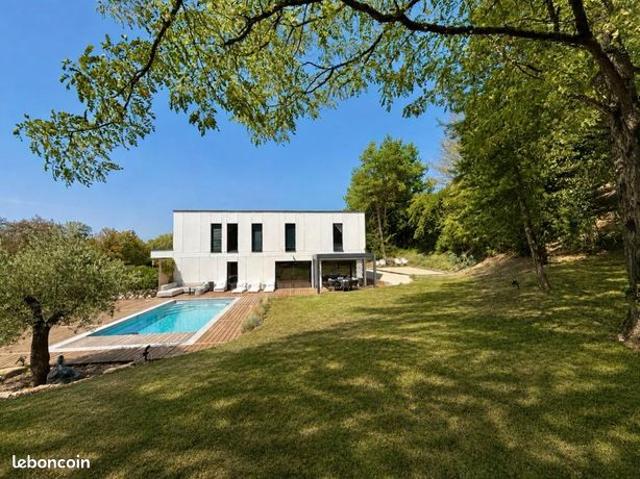 Maison 7 pièces 150 m²