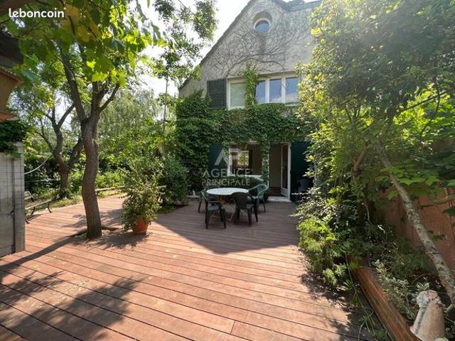 Maison 7 pièces 150 m²